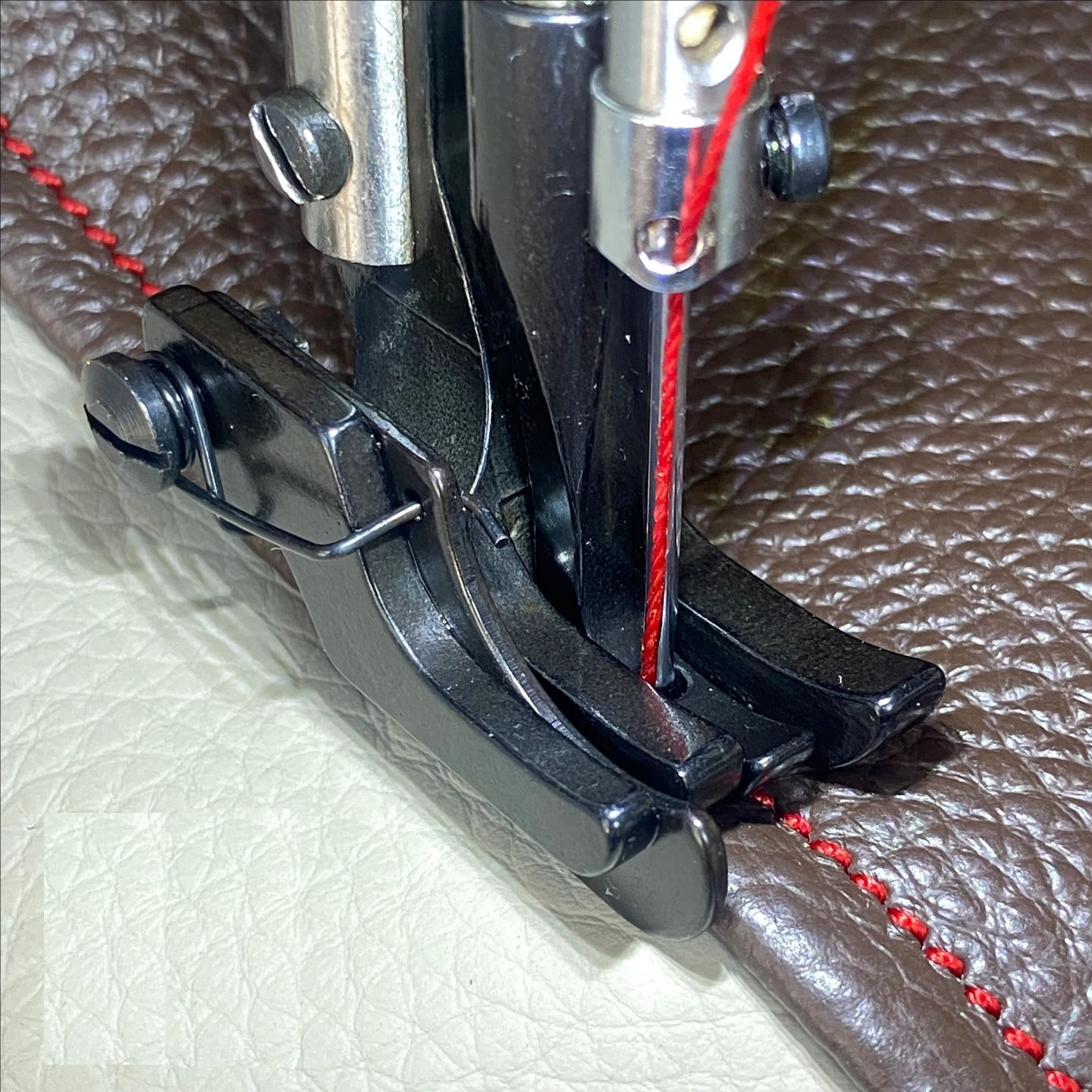 #S585R/S585L WALKING FOOT RIGH - Textile Sewing Machine review and price